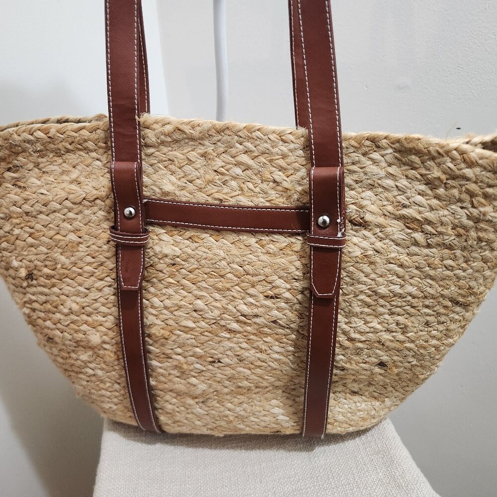 SUMMER SALE $14 LIMITED TIMEHAUTE HIPPE Woven Bag Drop - Picture 2 of 6